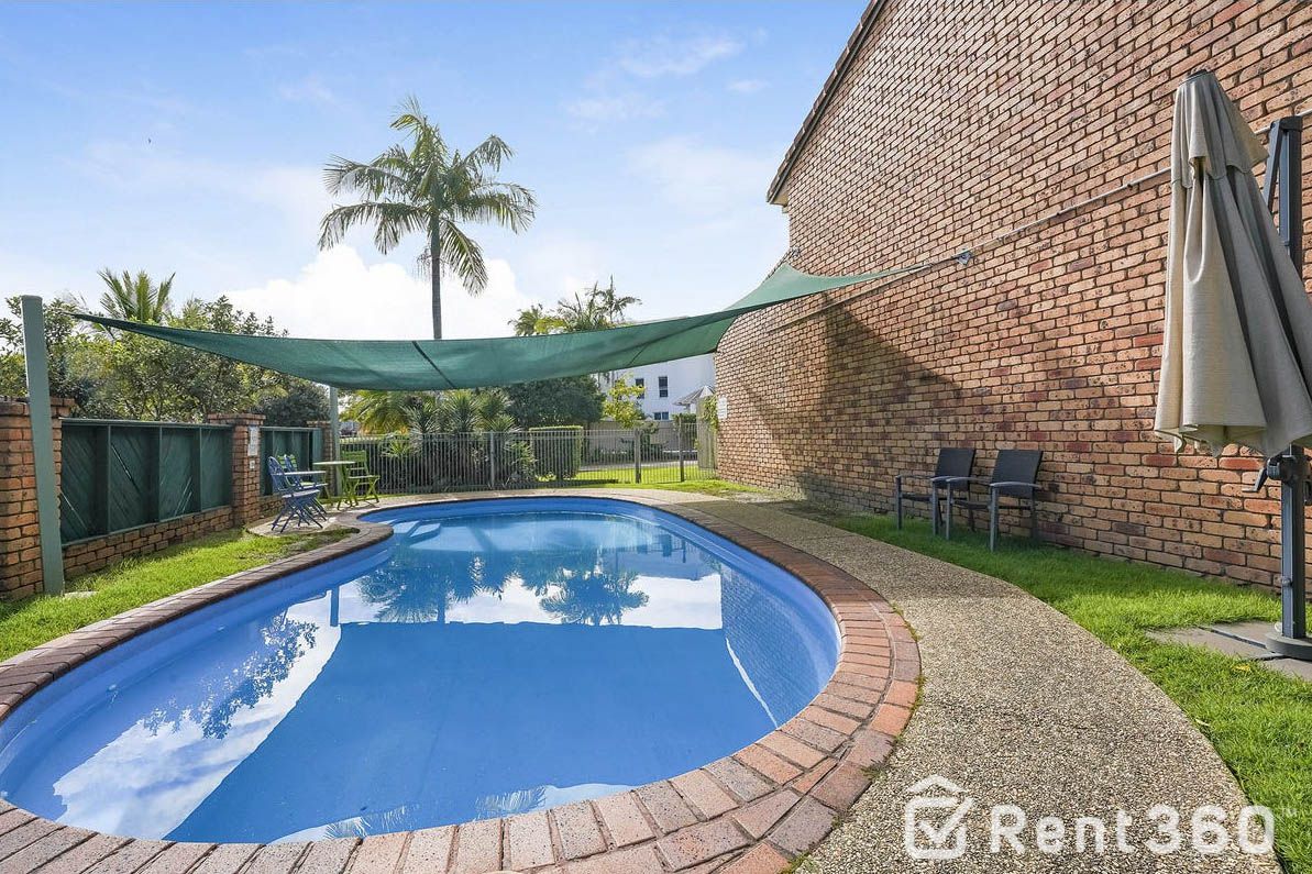 2 bedrooms Townhouse in 8/9 Eady Avenue BROADBEACH QLD, 4218