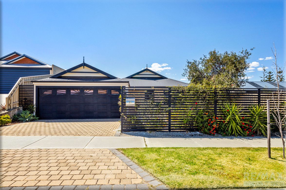 4 bedrooms House in 31 Pembury Way BUTLER WA, 6036