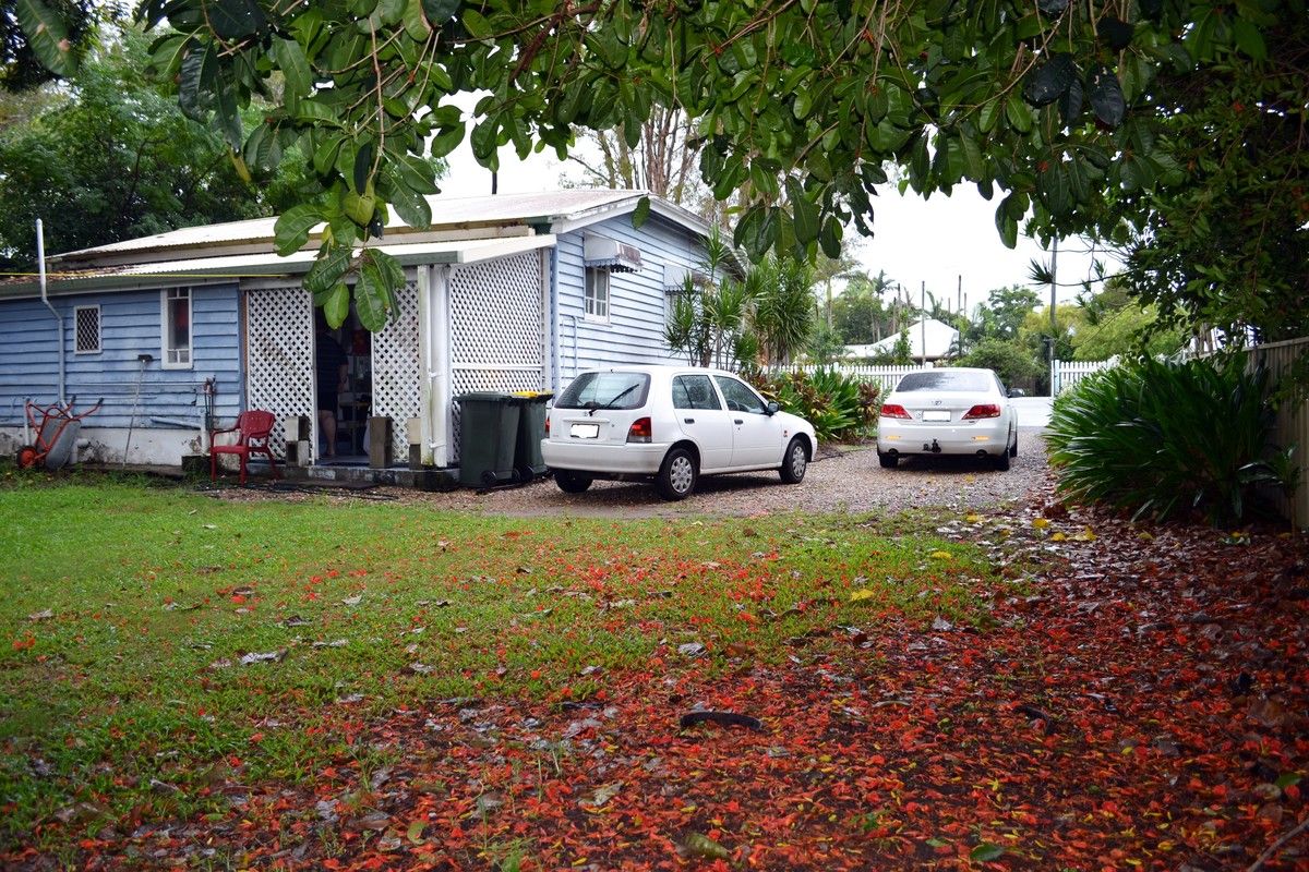 95 Hoare Street, Manunda QLD 4870, Image 2