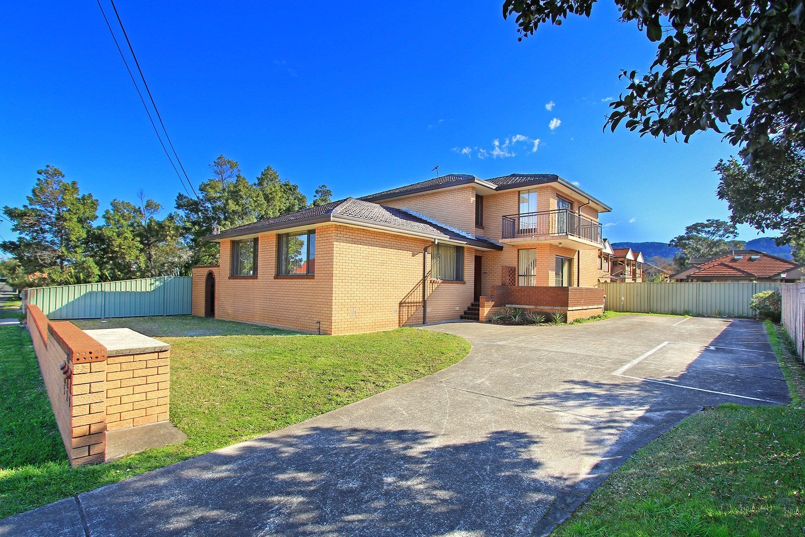 2 bedrooms Apartment / Unit / Flat in 2/28 Daisy Street FAIRY MEADOW NSW, 2519