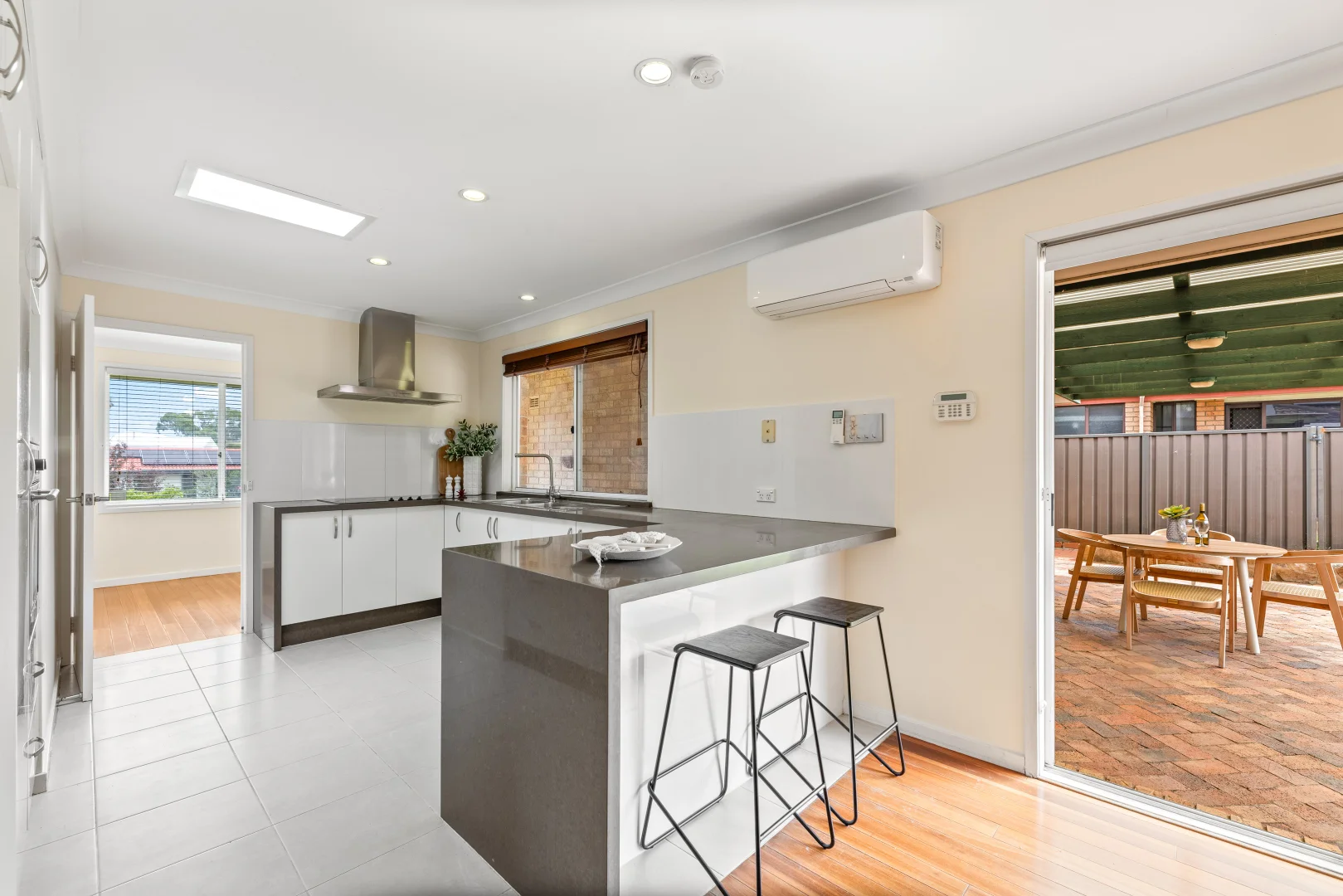 Additional image 2 of 8 Caley Place, Barden Ridge NSW 2234