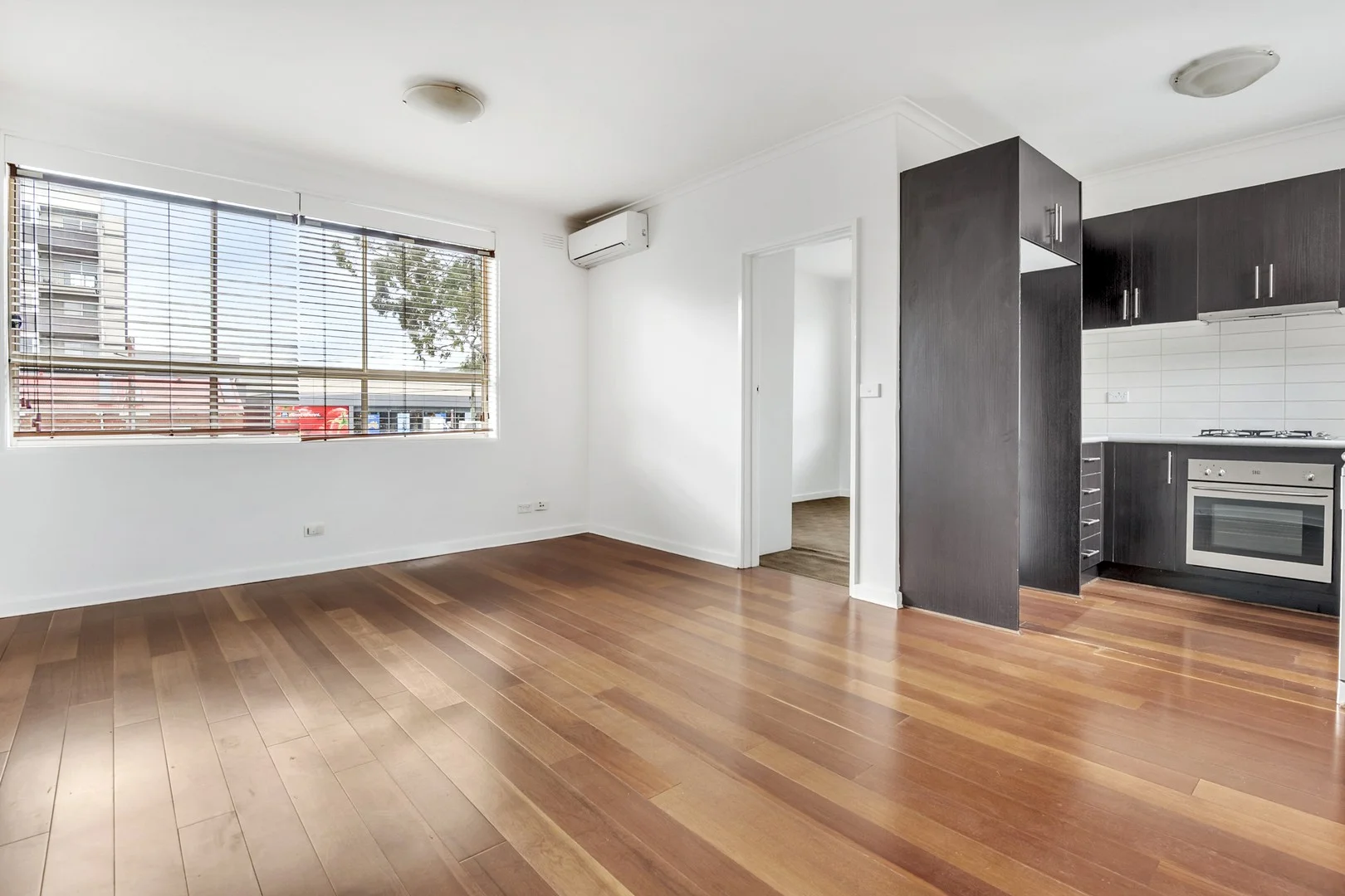 12/4 Dundas Street, Thornbury VIC 3071