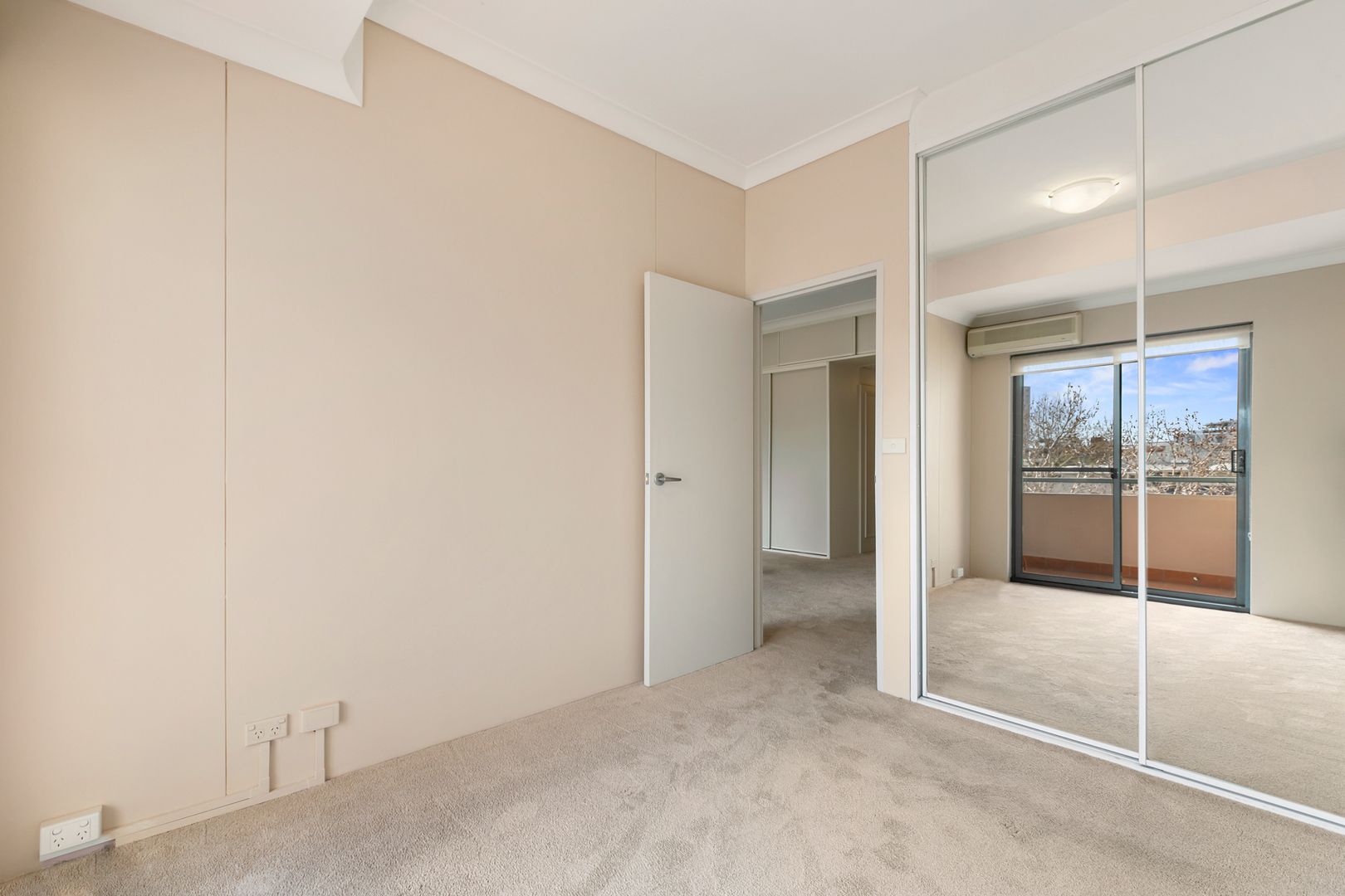 64/4-8 Waters Road, Neutral Bay NSW 2089, Image 2