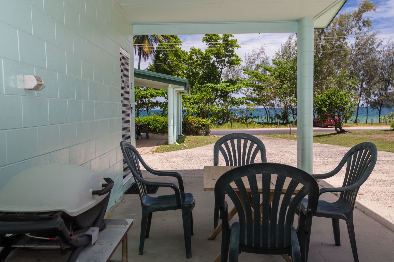 2 bedrooms Apartment / Unit / Flat in 2/79 Banfield Parade WONGALING BEACH QLD, 4852