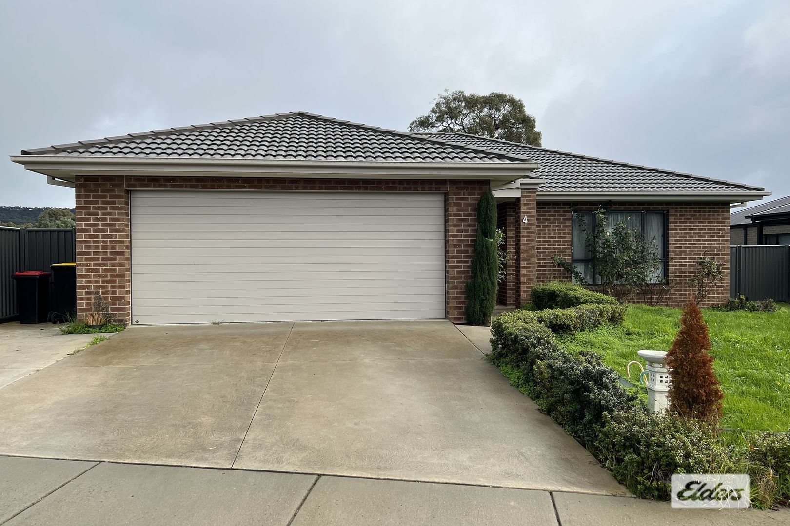 4 Hillview Road, Ararat VIC 3377 House For Rent Domain