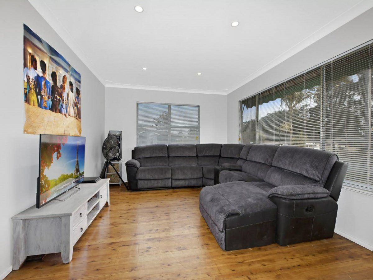 31 Howelston Road, Gorokan NSW 2263, Image 2