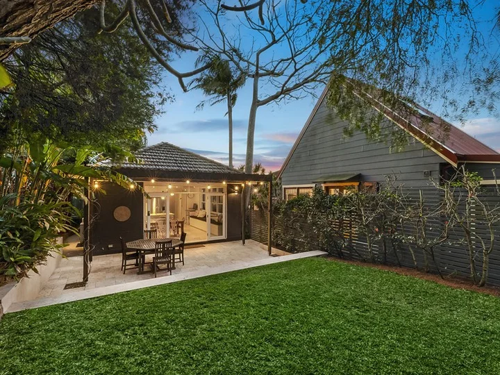 13 Oatway Parade, North Manly NSW 2100