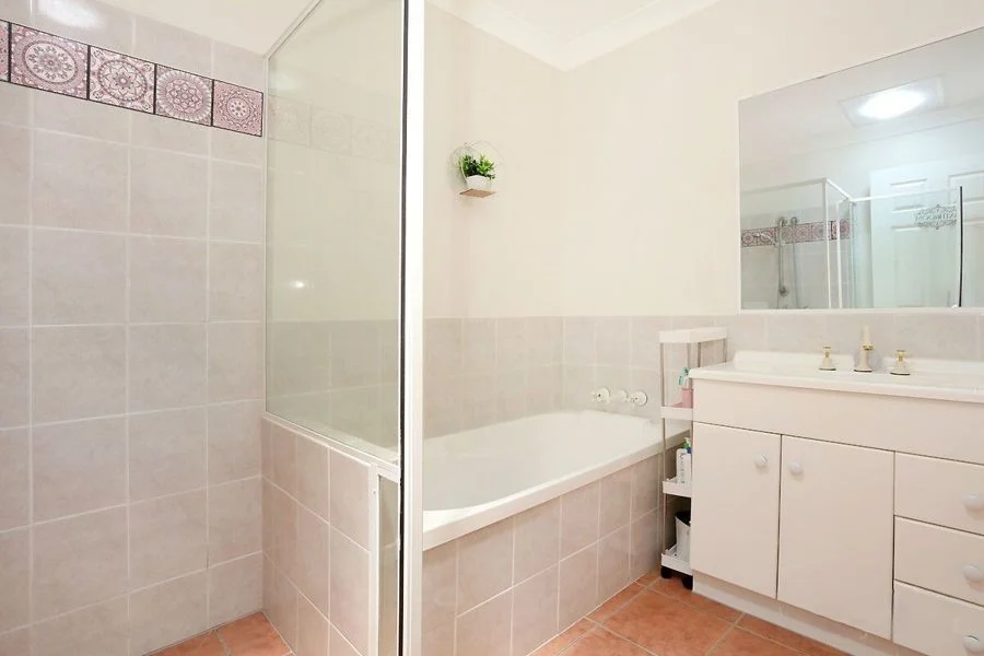 Additional image 18 of 1/27 Eider Avenue, Paradise Point QLD 4216