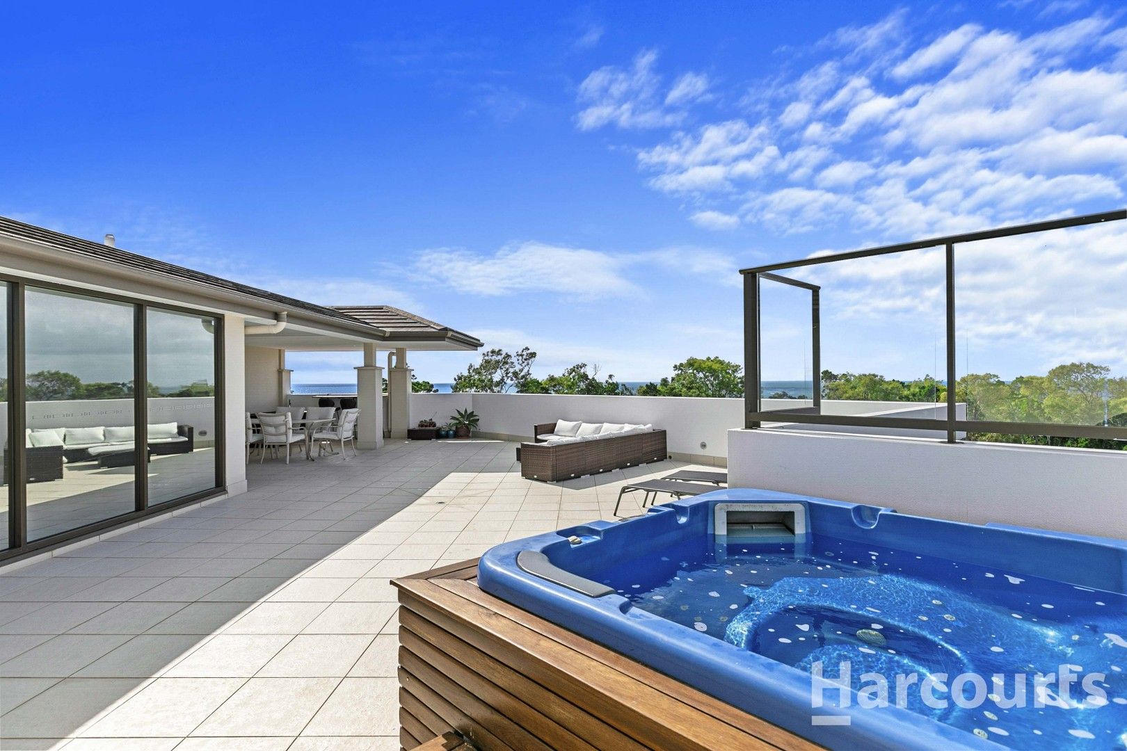 604/468 Esplanade, Torquay QLD 4655, Image 1