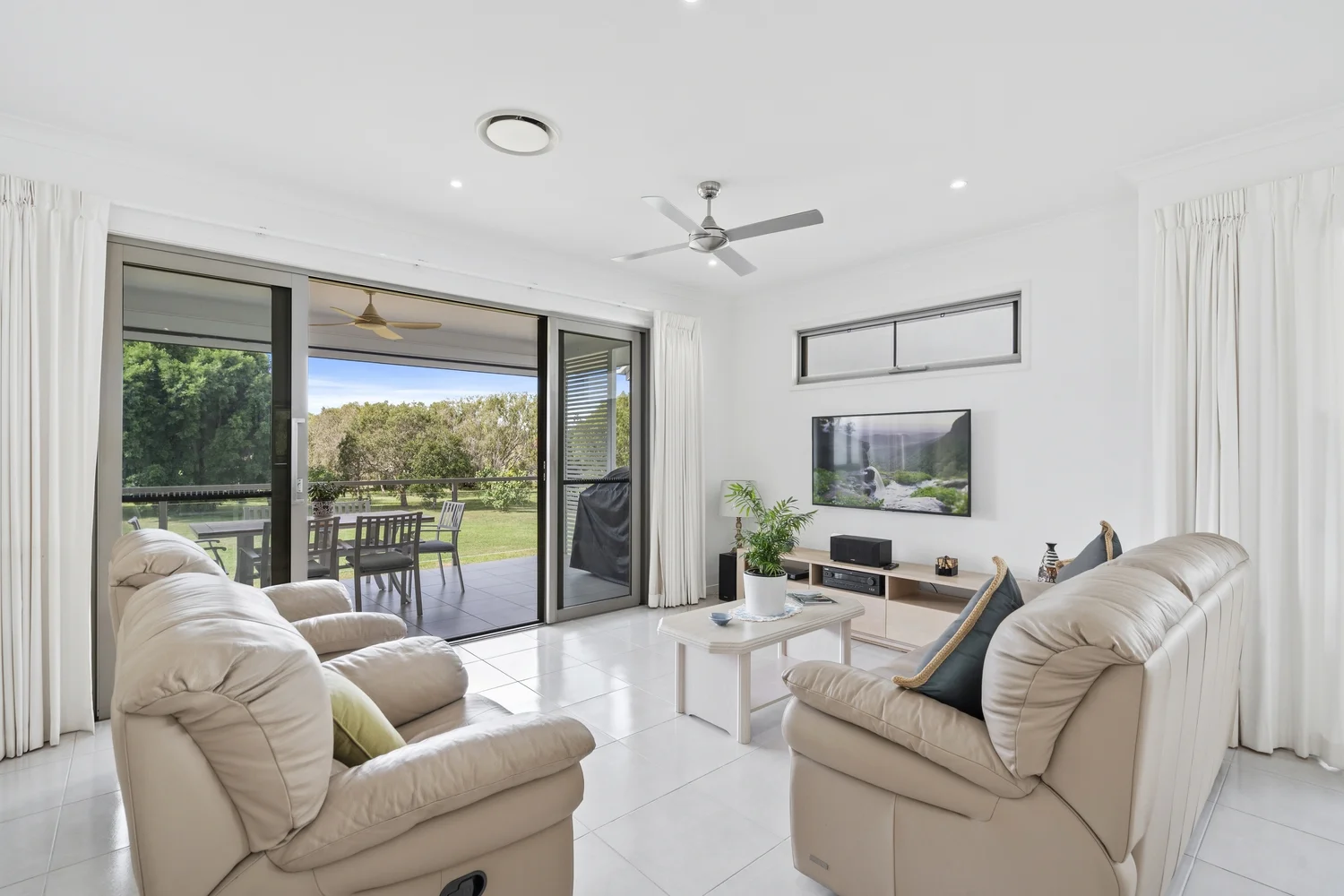 166/1 The Inlet Drive, Carrara QLD 4211