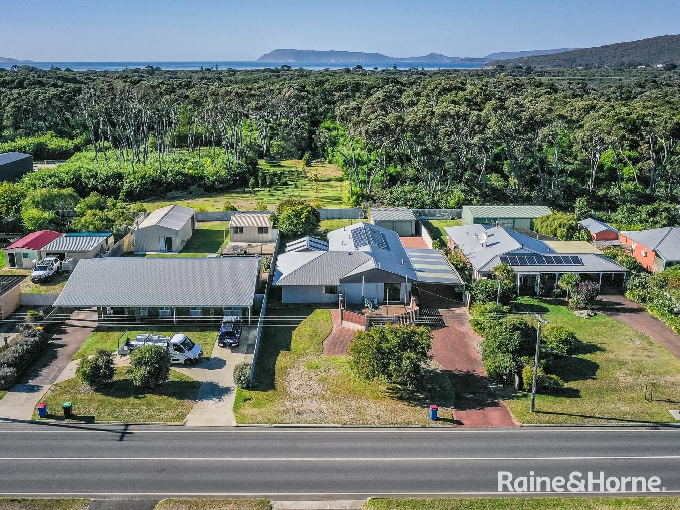 110 Collingwood Road, Seppings WA 6330, Image 1