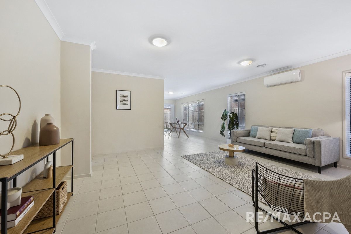 14 Midgard Street, Truganina VIC 3029, Image 2