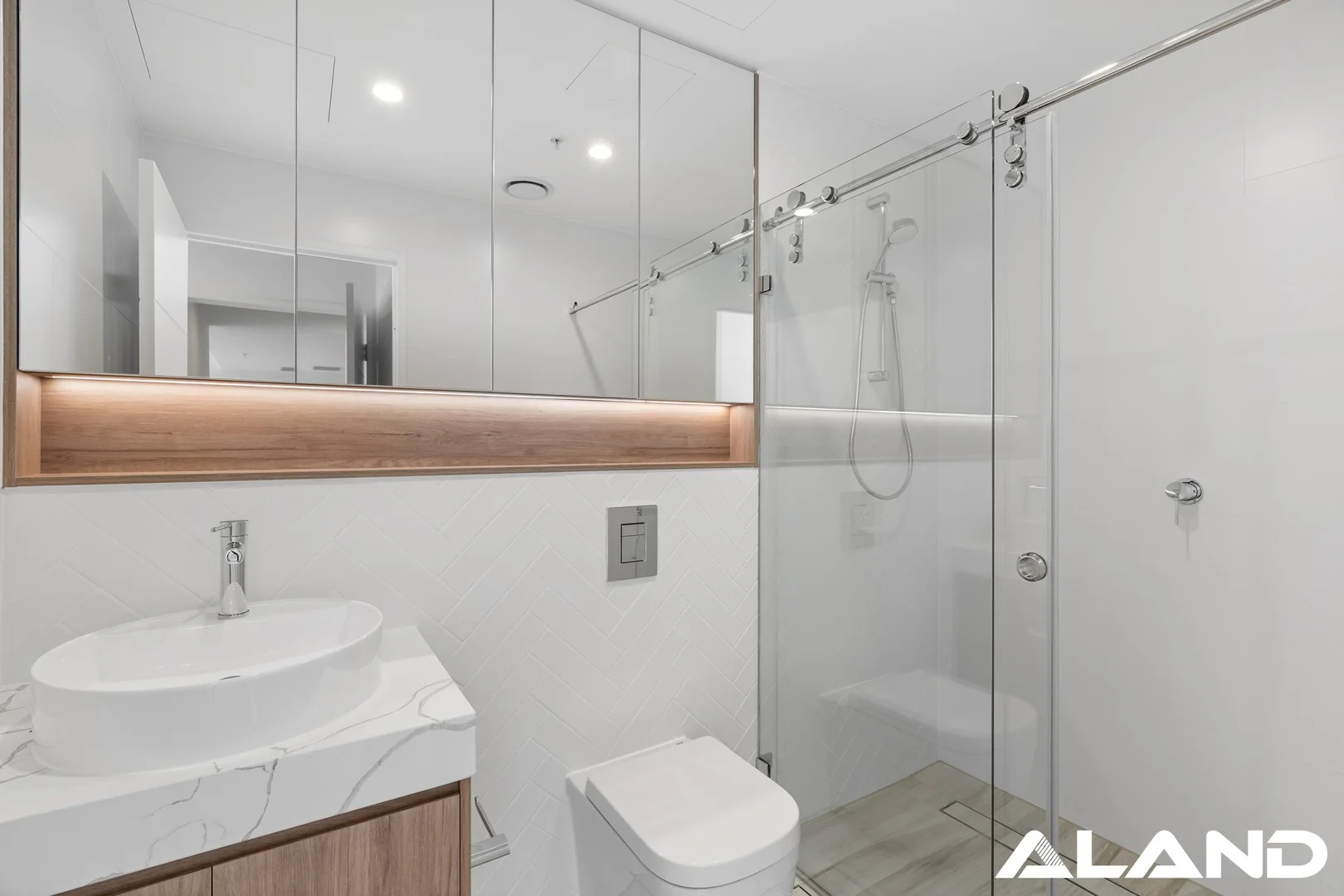 Additional image 7 of W-1501/108 Donnison Street, Gosford NSW 2250