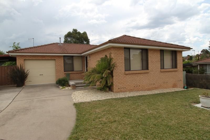 11 Willman Place, South Bathurst NSW 2795, Image 0