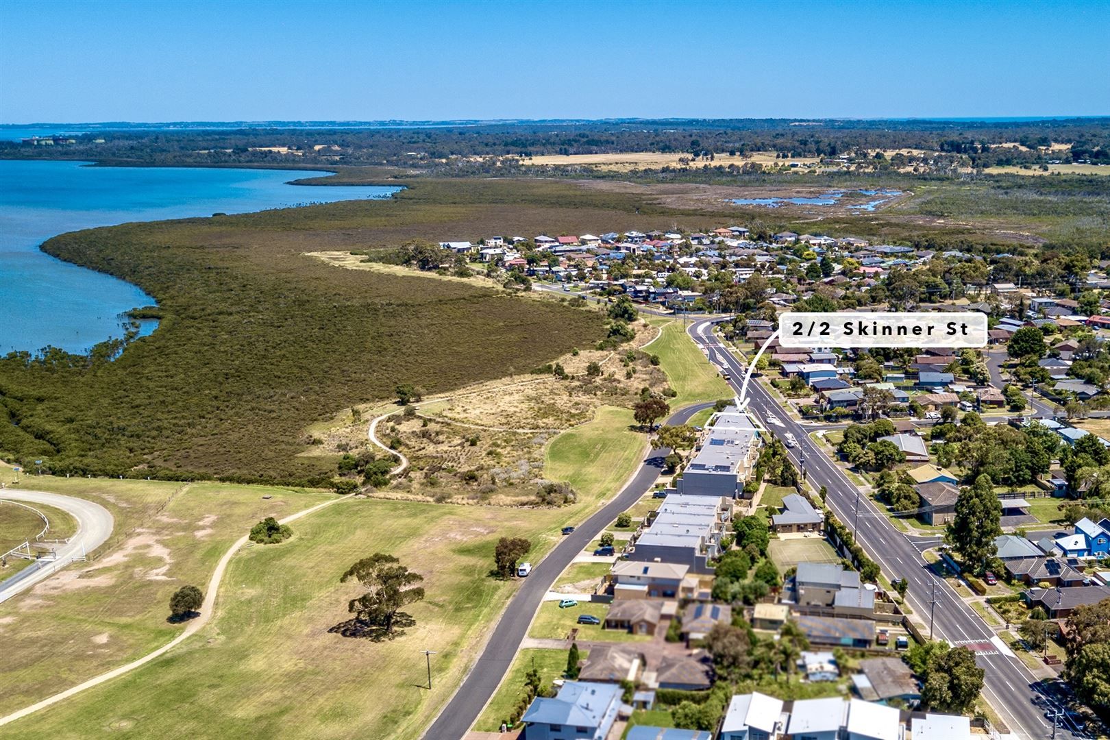 3 bedrooms Townhouse in 2/2 Skinner Street HASTINGS VIC, 3915