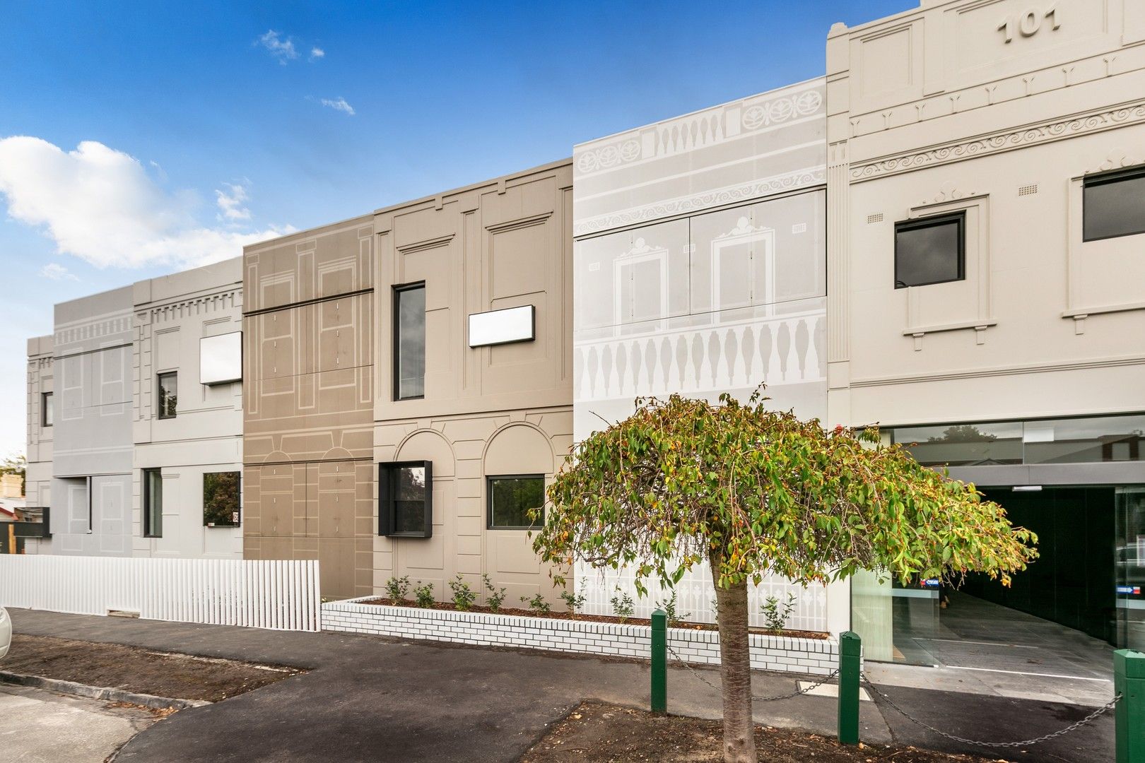 Maling road christmas