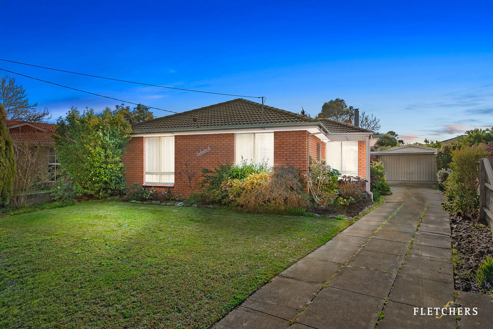 4 bedrooms House in 7 Aruma Court BURWOOD EAST VIC, 3151