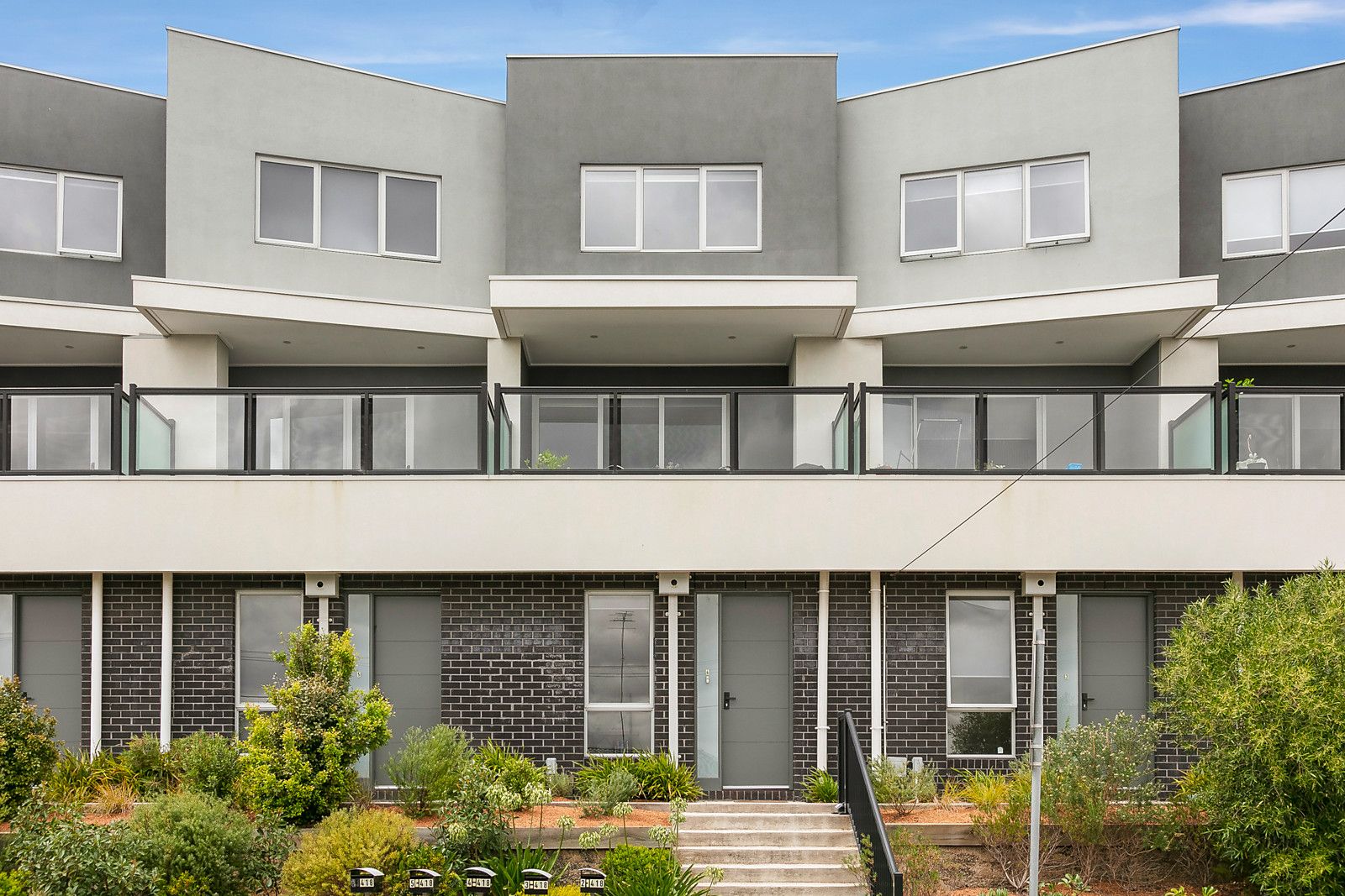 2 bedrooms Townhouse in 4/418 Gaffney Street PASCOE VALE VIC, 3044