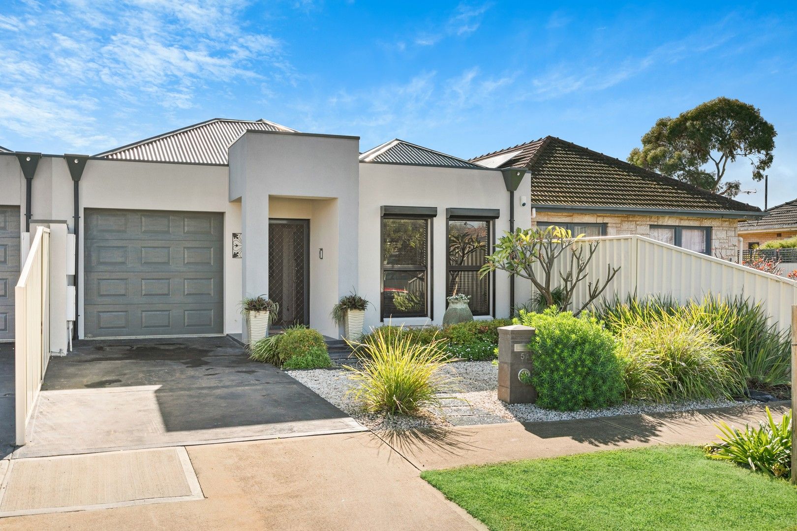 3 bedrooms House in 5a Munro Avenue SEATON SA, 5023