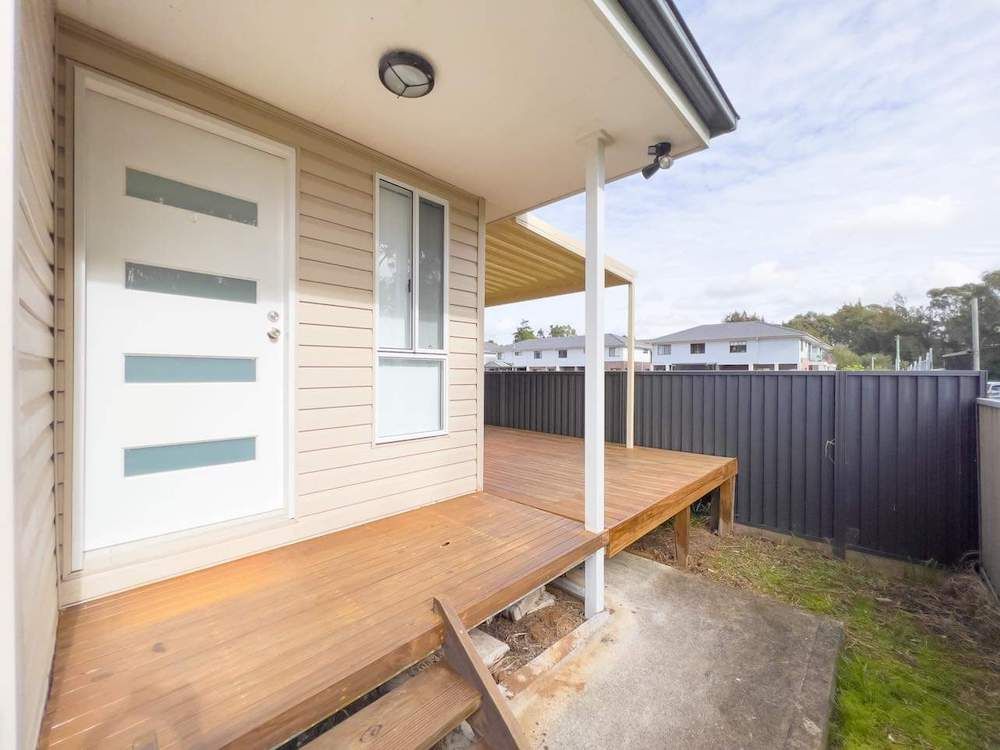 2 bedrooms House in 1a Gibson Avenue WERRINGTON NSW, 2747