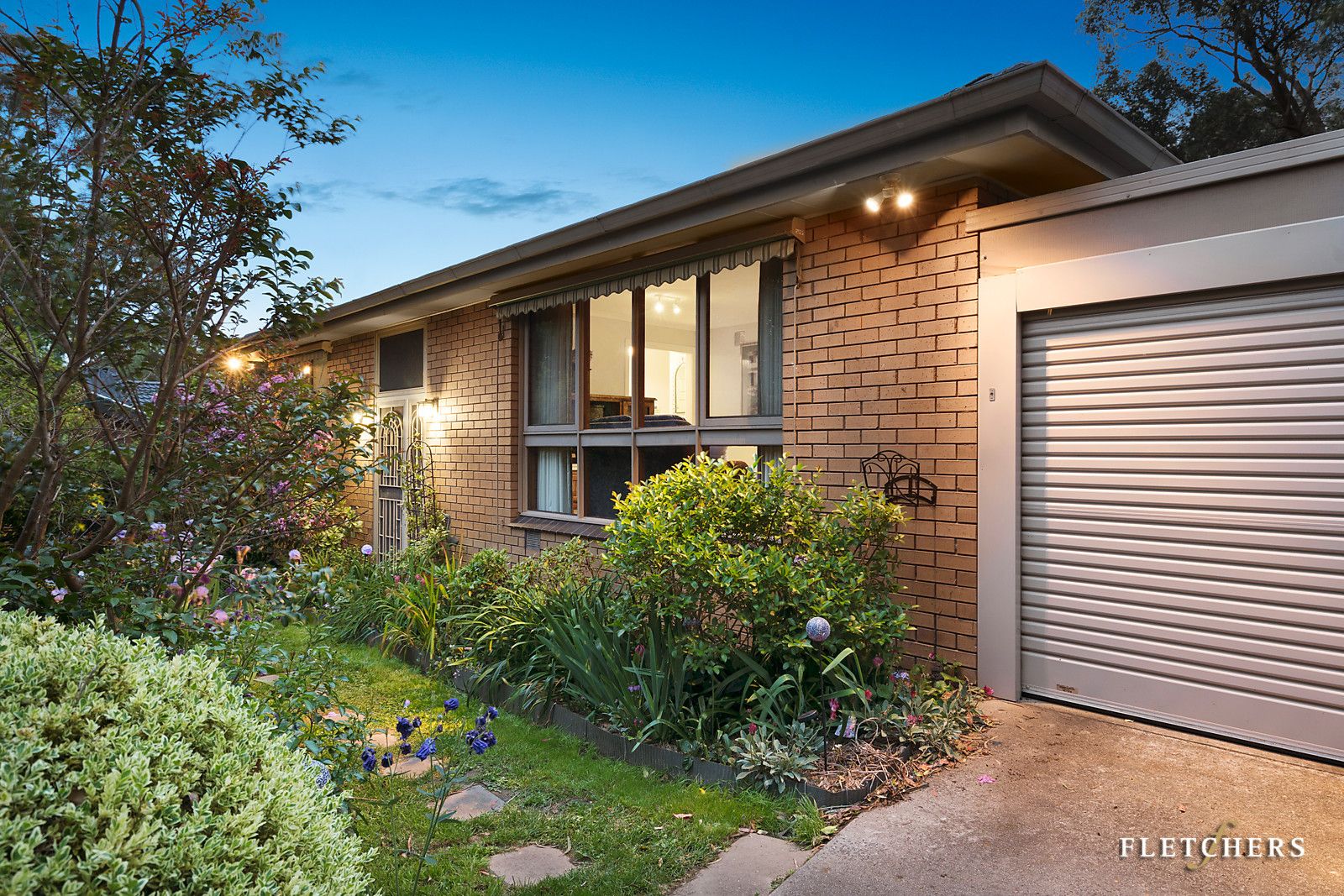 2/10 Oliver Avenue, Blackburn VIC 3130, Image 0