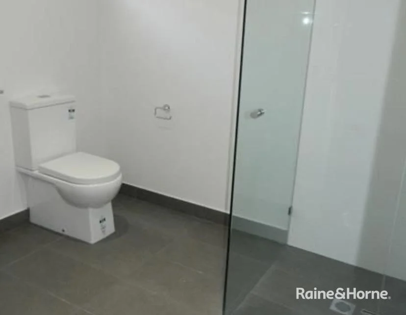 Additional image 11 of 4/30 Laurie Street, Newport VIC 3015