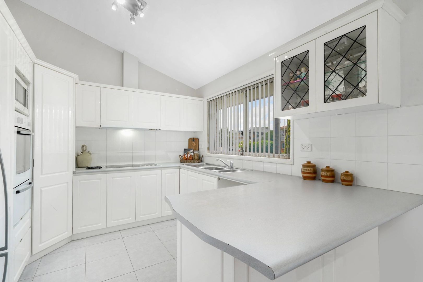 5 Whitworth Place, Raby NSW 2566, Image 2