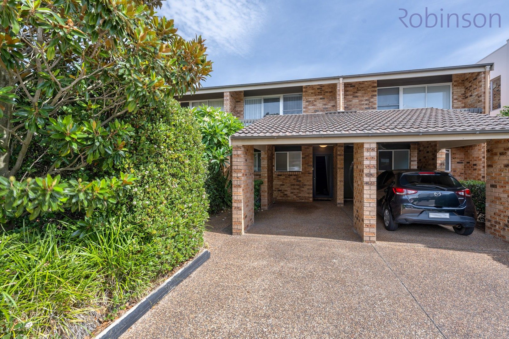 2 bedrooms Townhouse in 2/6-12 Buchanan Street MEREWETHER NSW, 2291