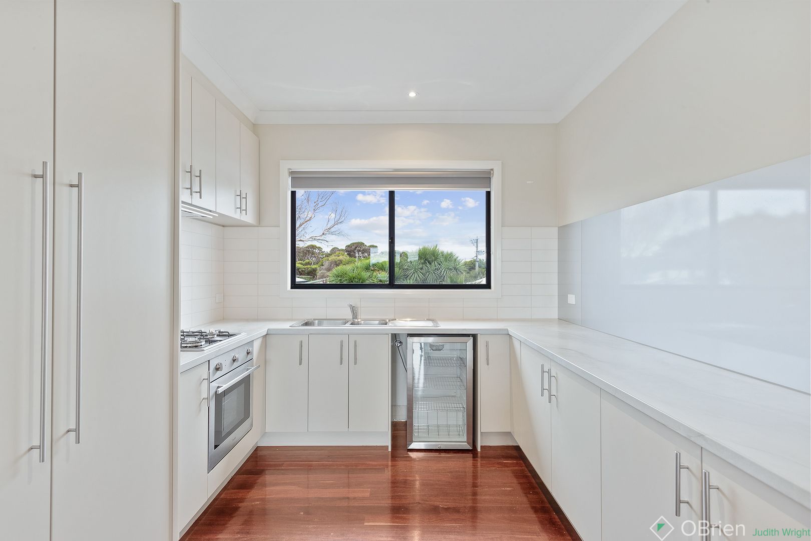 6 Hill Street, Sunderland Bay VIC 3922, Image 2