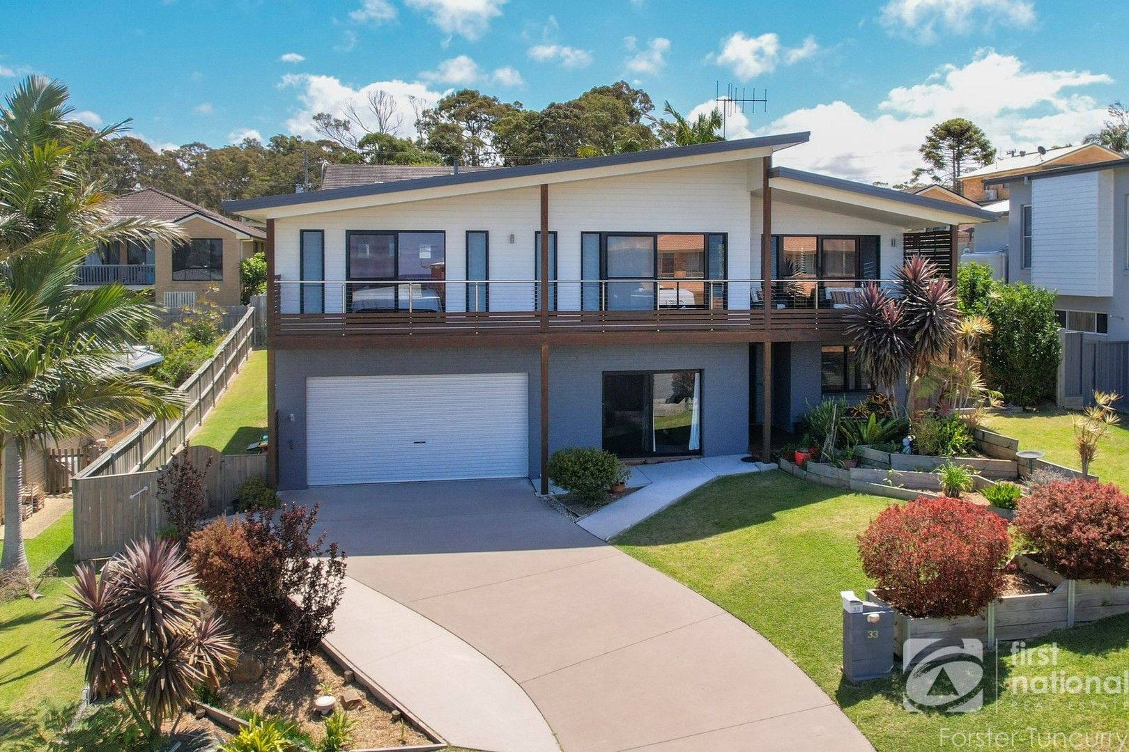 33 Seaview Street, Diamond Beach NSW 2430, Image 0