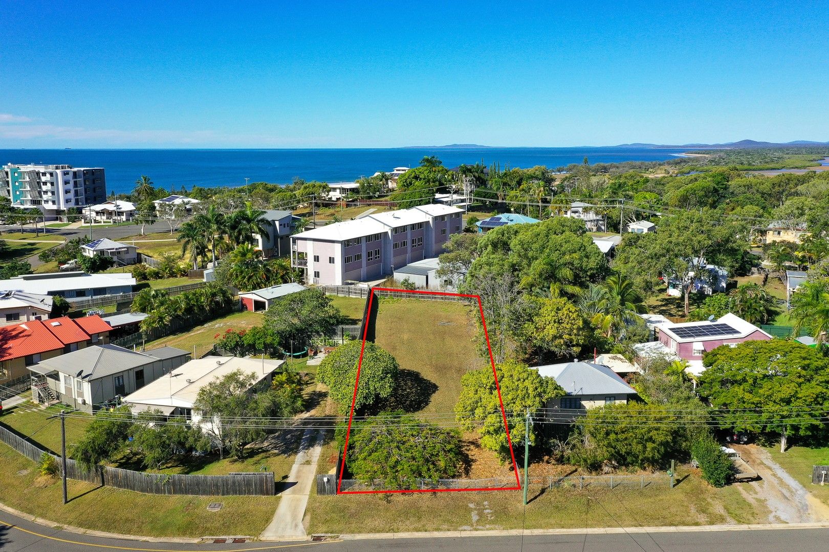 21 Beach Avenue, Tannum Sands QLD 4680, Image 0