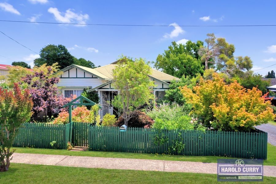 158 Manners Street, Tenterfield NSW 2372, Image 0