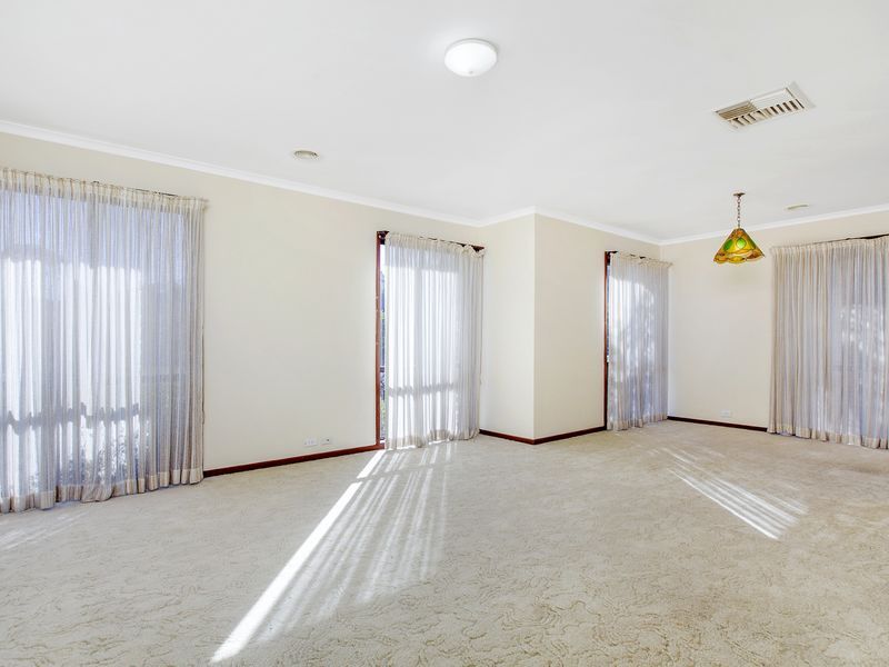 1/1 Wilkins Street, Mawson ACT 2607, Image 2