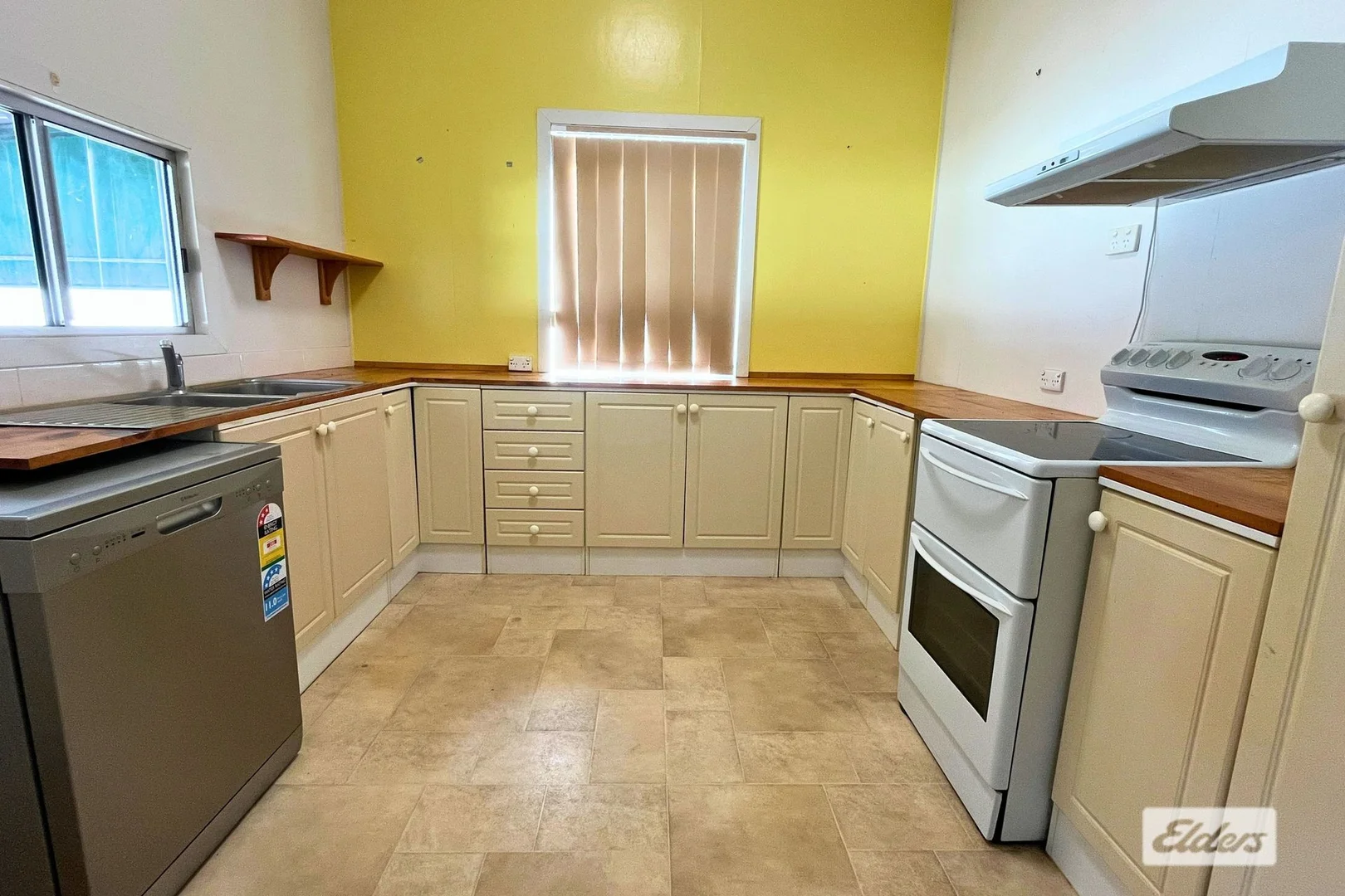 Additional image 7 of 4 Denham Street, Warwick QLD 4370