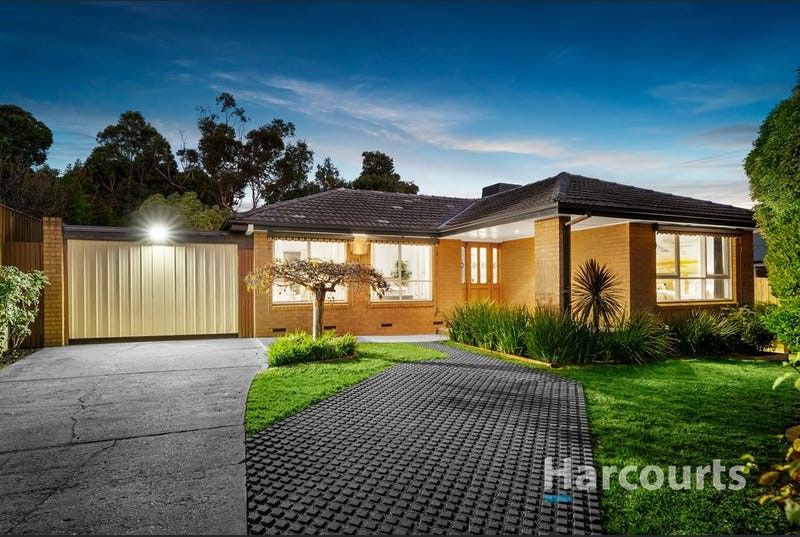 4 bedrooms House in 75 Chartwell Drive WANTIRNA VIC, 3152