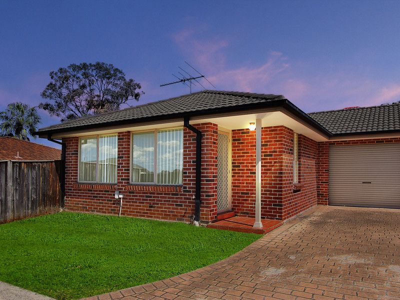 2a/102 Glossop Street, St Marys NSW 2760, Image 0