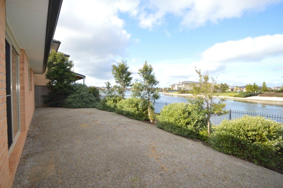 4 bedrooms House in 36 Rhode Island Close POINT COOK VIC, 3030
