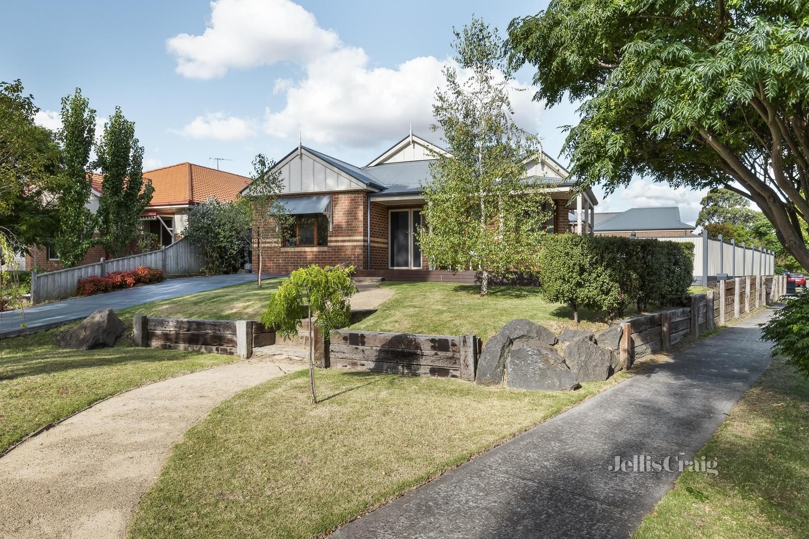 4 bedrooms House in 141 Painted Hills Road DOREEN VIC, 3754