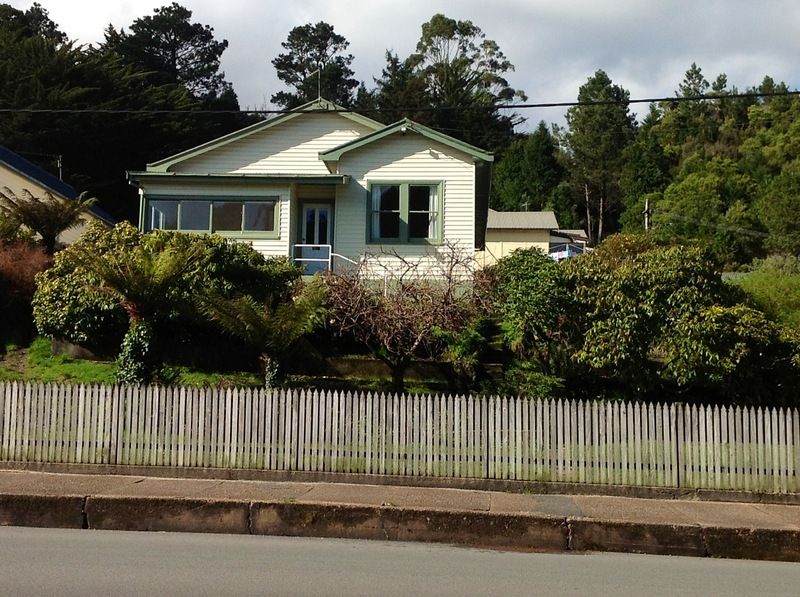 37 McNamara St, QUEENSTOWN TAS 7467, Image 0