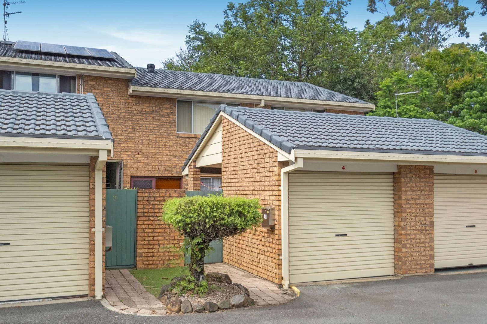 4/82-86 Lawrence Drive, Nerang QLD 4211