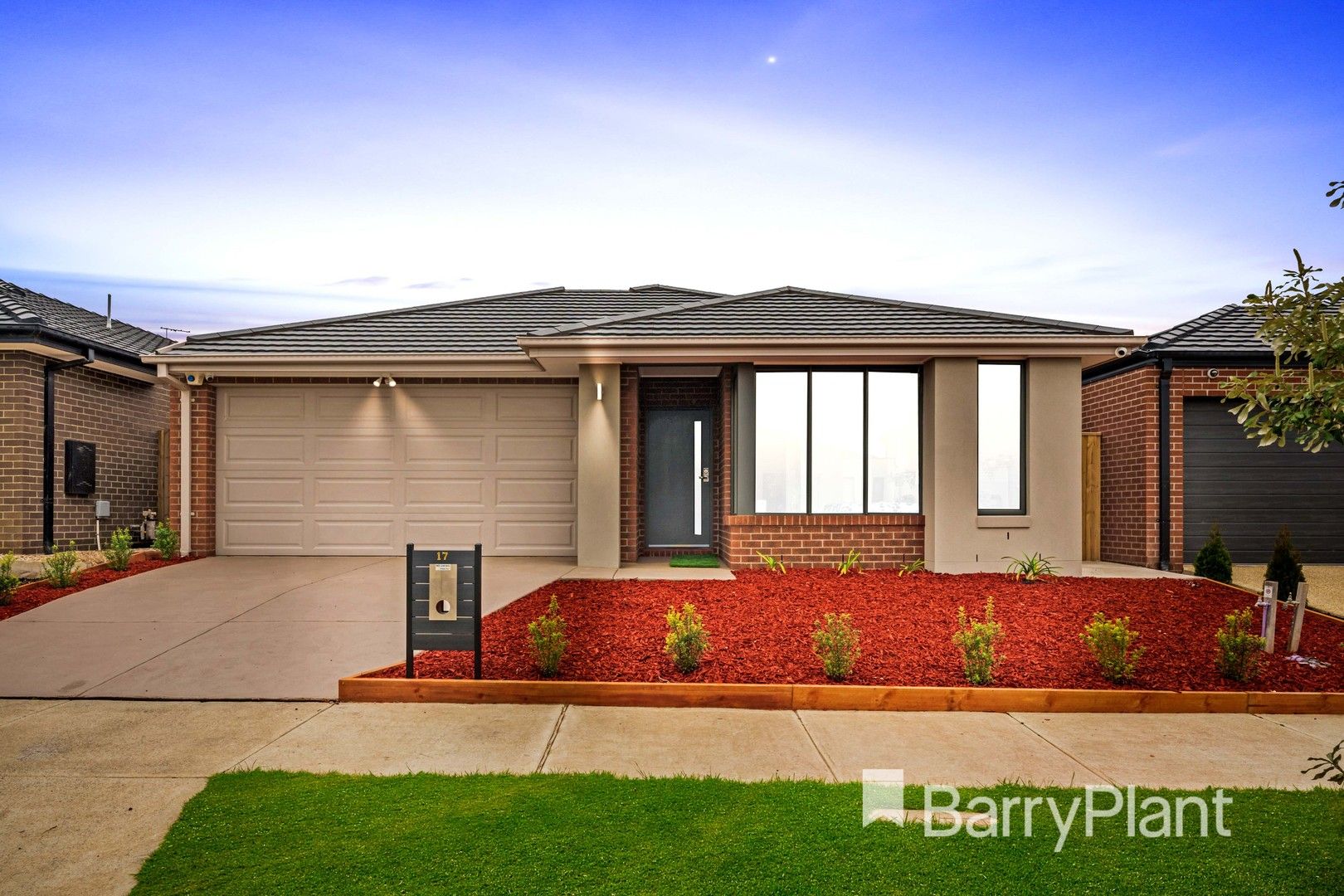 4 bedrooms House in 17 Gelati Street MANOR LAKES VIC, 3024