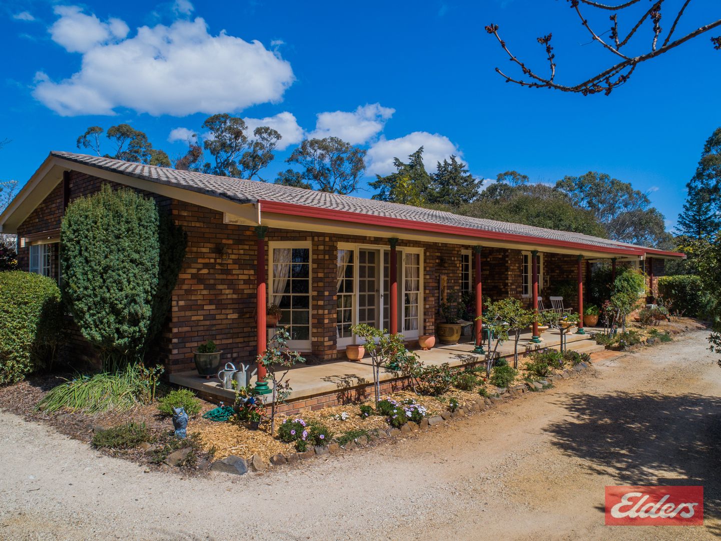 11 McCarthy Road, Armidale NSW 2350, Image 1