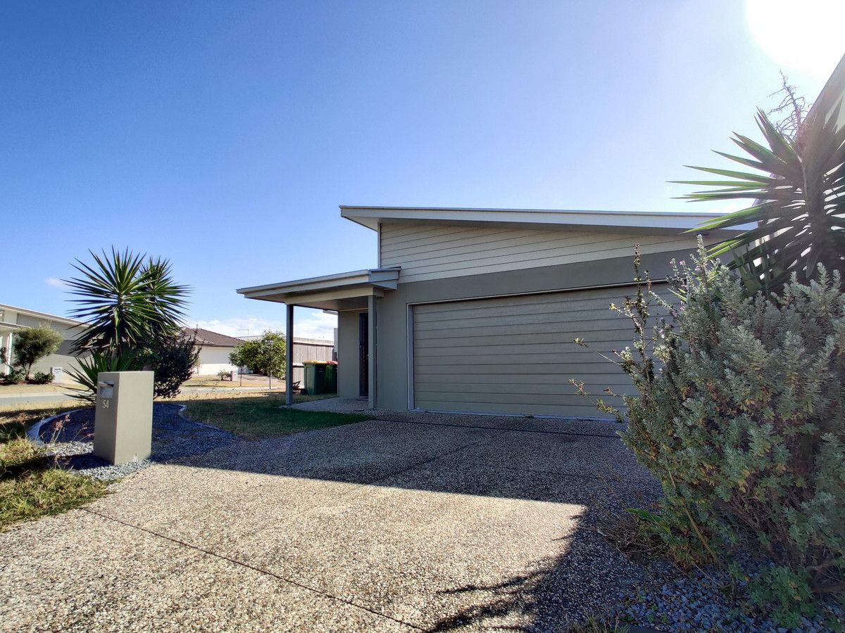 4 bedrooms House in 54 Flora Terrace PIMPAMA QLD, 4209