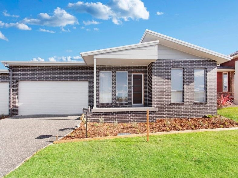 3 bedrooms Villa in 14 The Farm Way SHELL COVE NSW, 2529