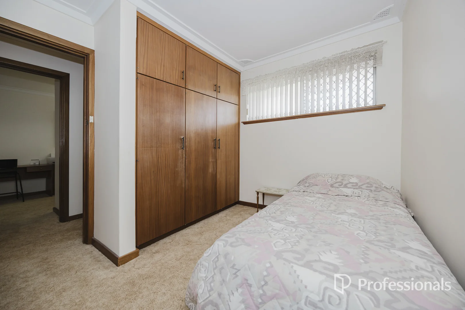 Additional image 17 of 38 Parin Road, Marangaroo WA 6064