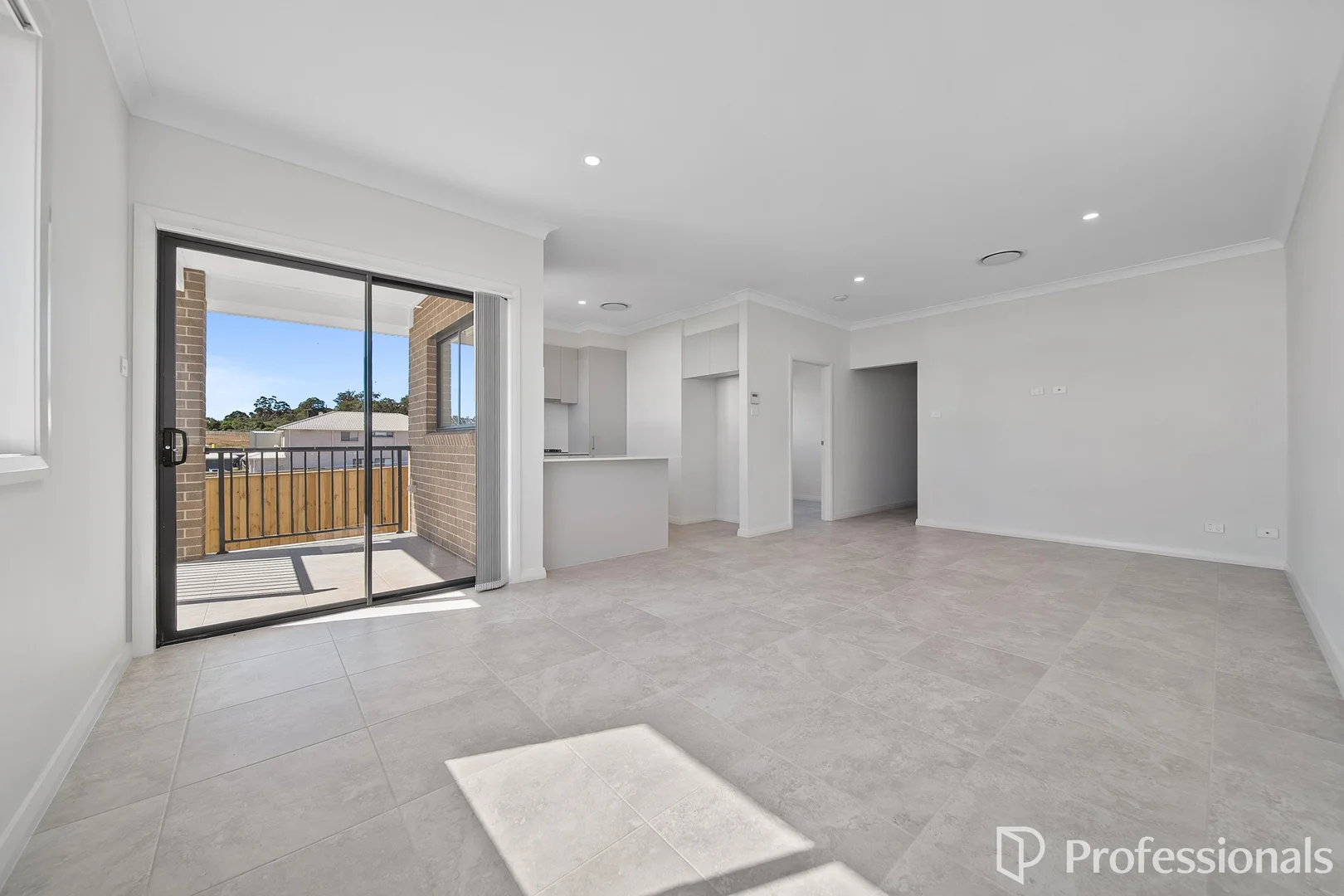 Additional image 3 of 57 Biscay Circuit, Menangle Park NSW 2563