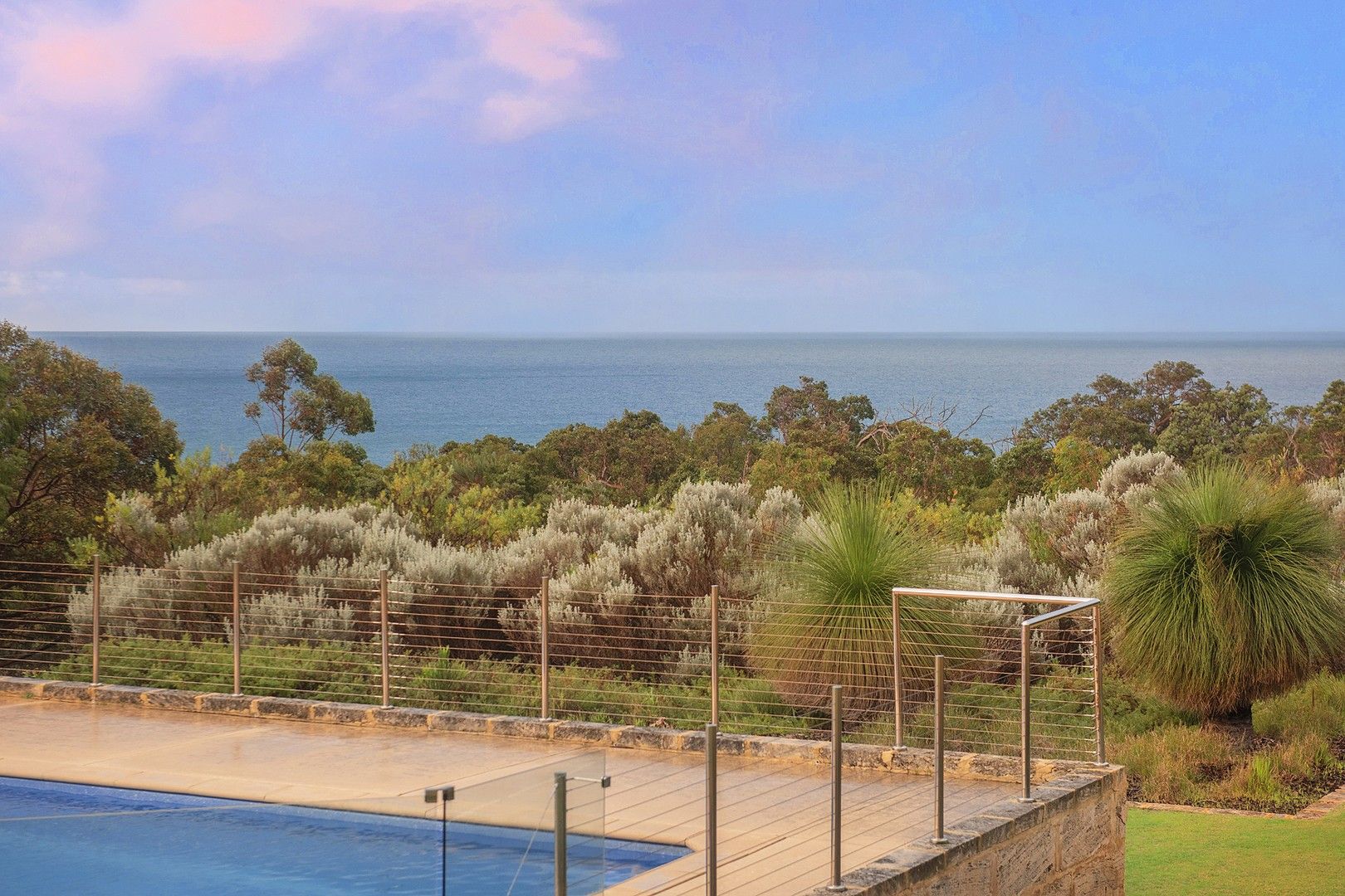 6 Wedgetail View, Eagle Bay WA 6281, Image 0