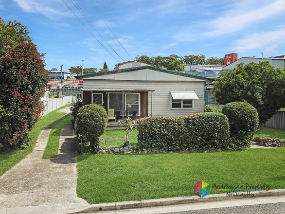 1 Lachlan Road, Cardiff NSW 2285