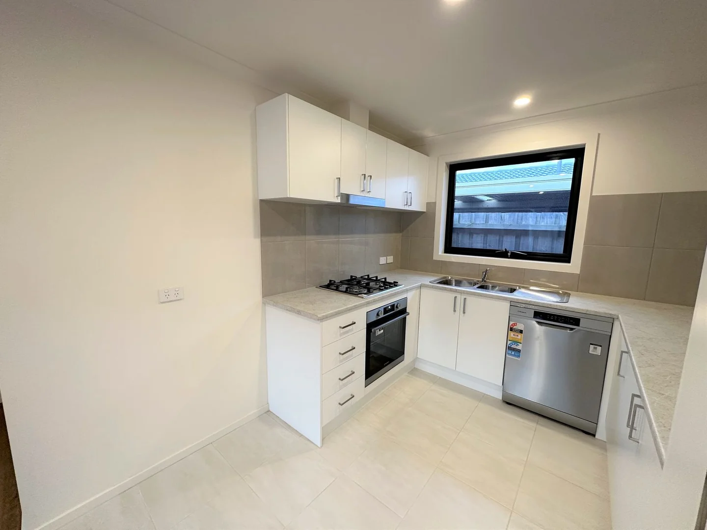 Additional image 6 of 2 Hibiscus Way, Keysborough VIC 3173