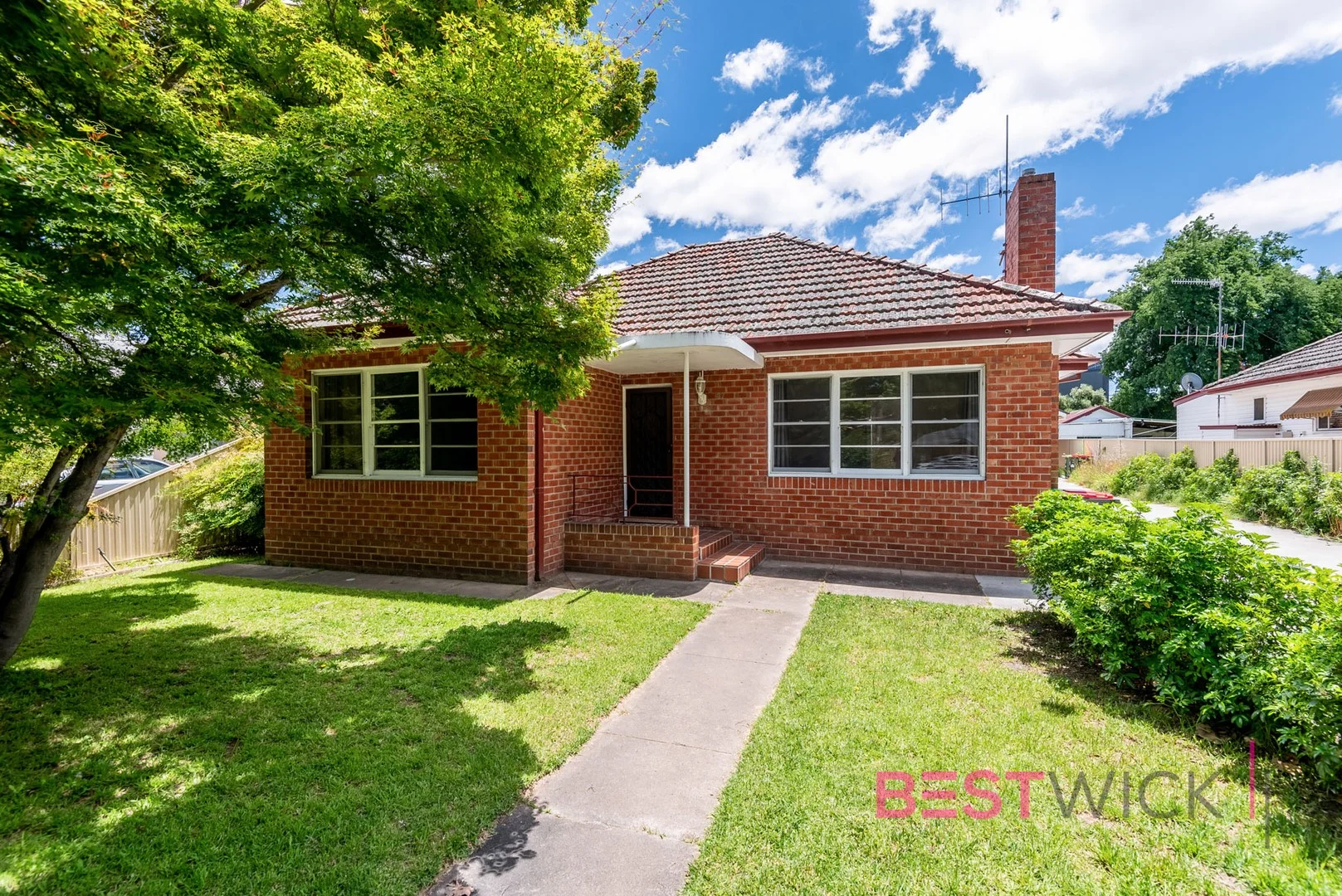37 Seymour Street, Bathurst NSW 2795